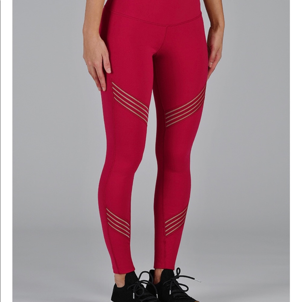 Glyder Apparel Advance Leggings in Vivid Rose XS